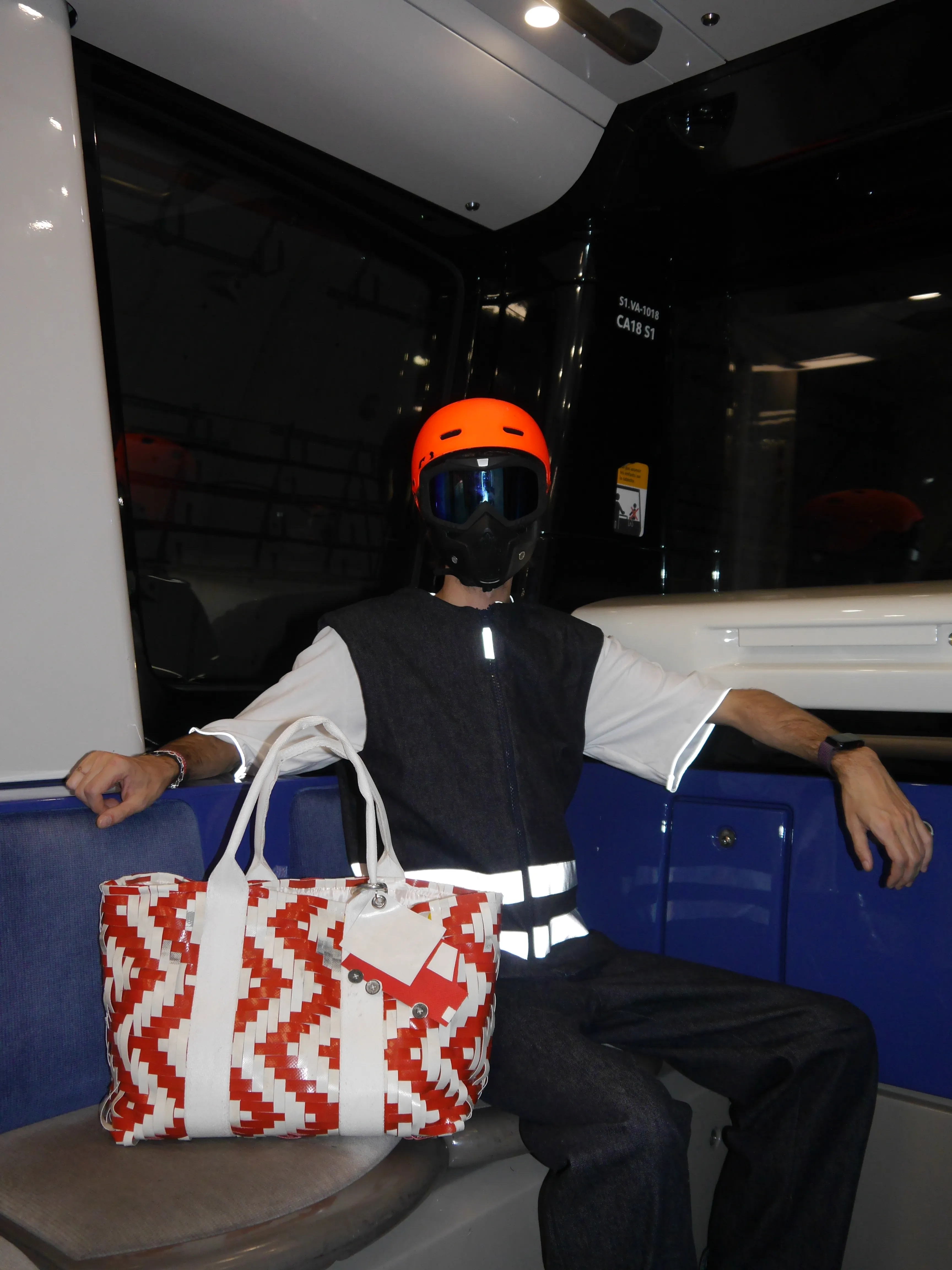 safetyvestinalittlebitlessugly 8